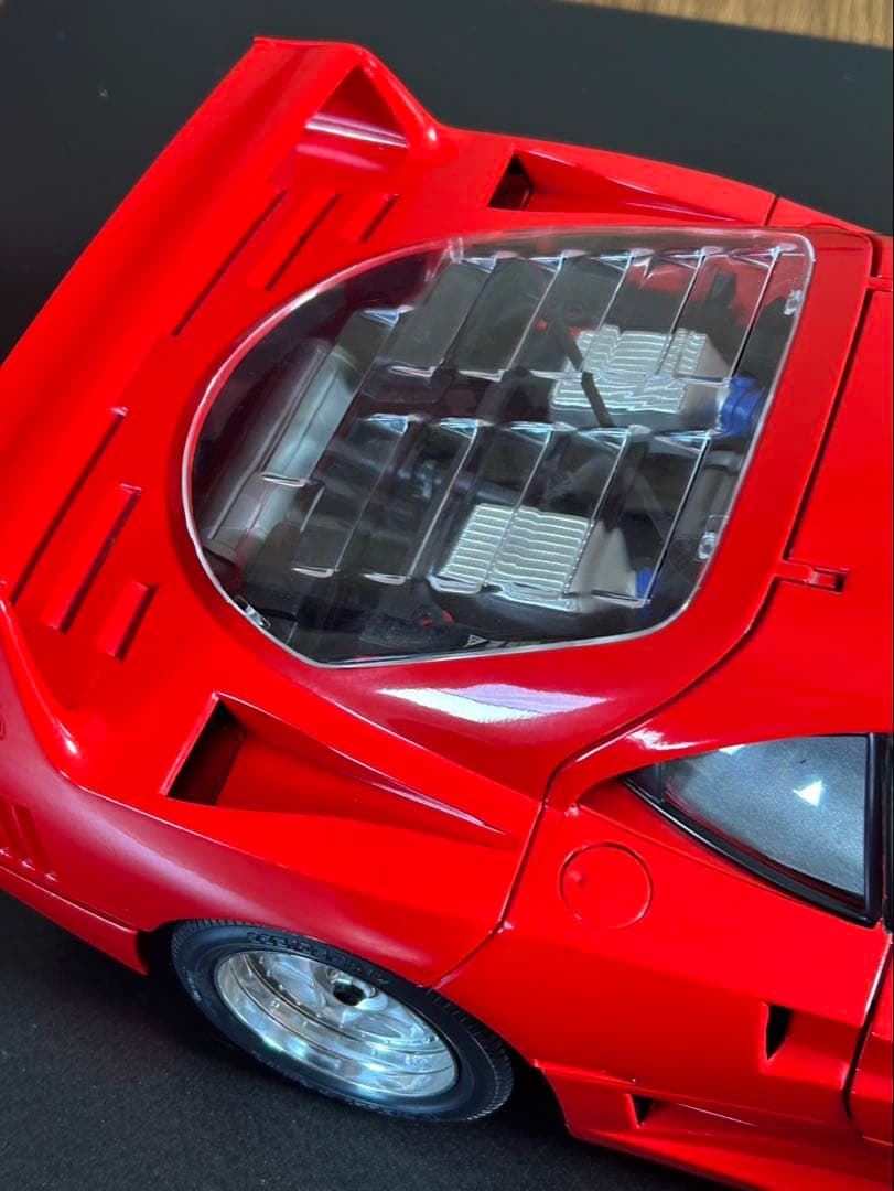 ポケール 1/8 フェラーリF40