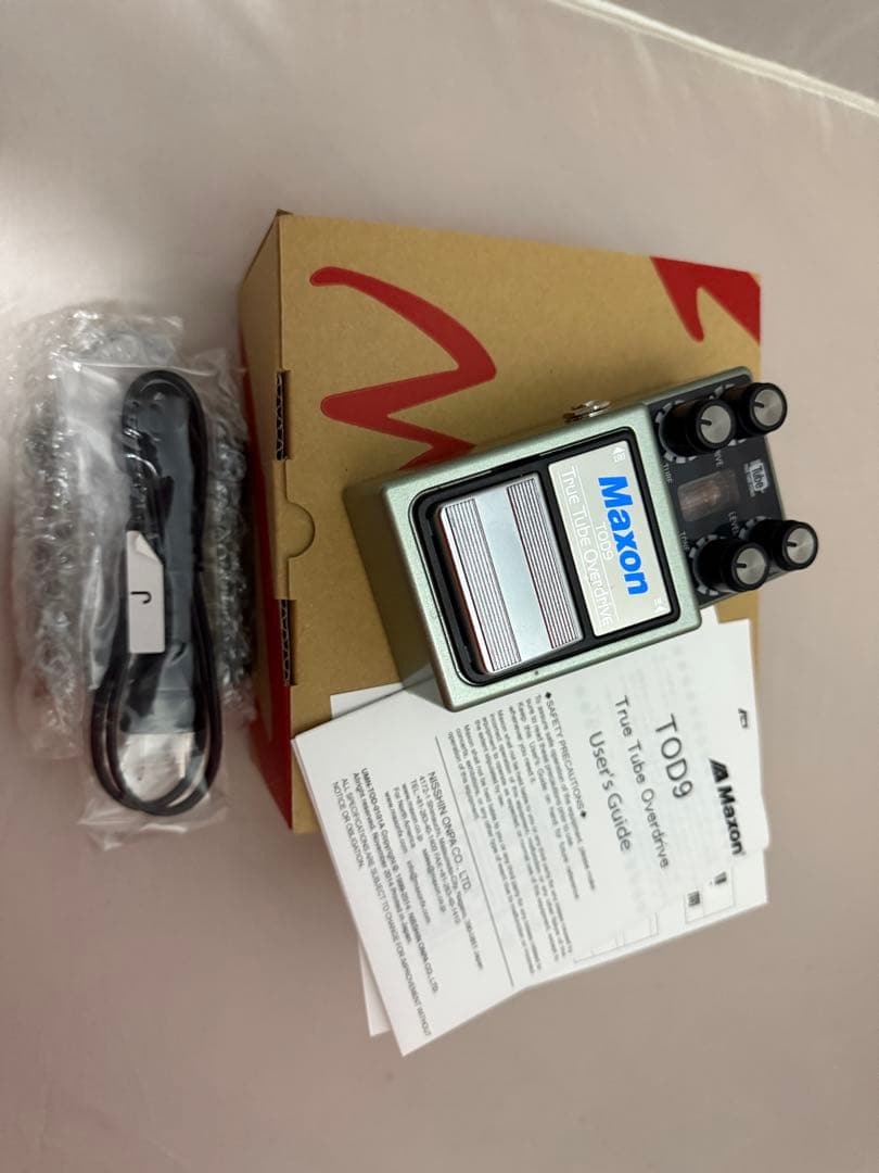 ギター Maxon T0D-9 True Tube Overdrive