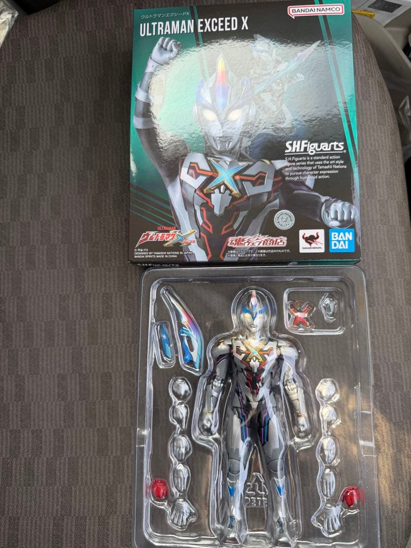 フィギュアーツ ウルトラマンエクシードX S.Hフィギュアーツ　ウルトラマン