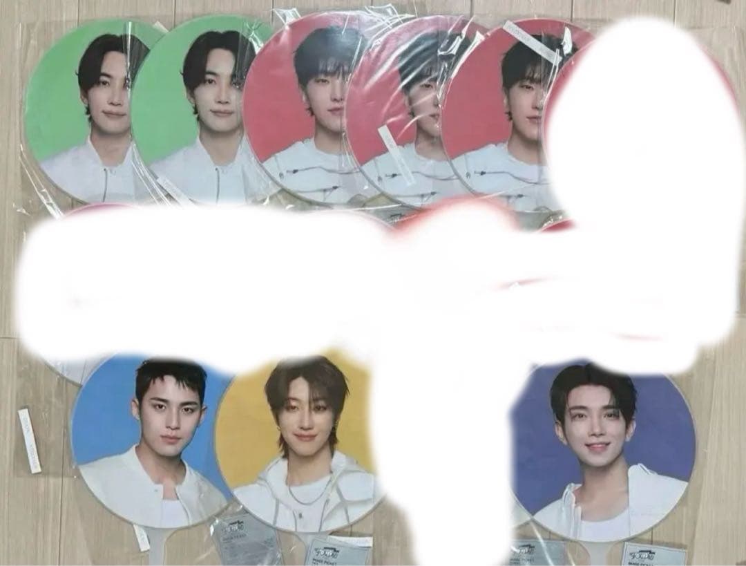 SEVENTEEN FOLLOW AGAIN うちわ