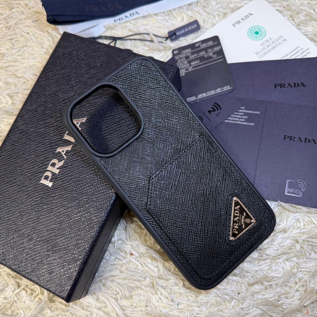 ☆極美品☆PRADA プラダ　iPhoneケース サフィアーノレザー　三角ロゴ