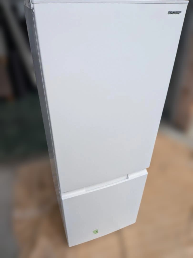 シャープ 冷蔵庫 SJ-D18J-W 幅49.5cm 179L 2023年製