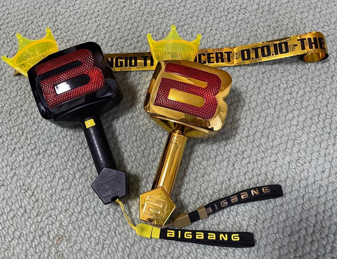 BIGBANG 王冠付きペンライト ブラック&ゴールド10周年ペンライト
