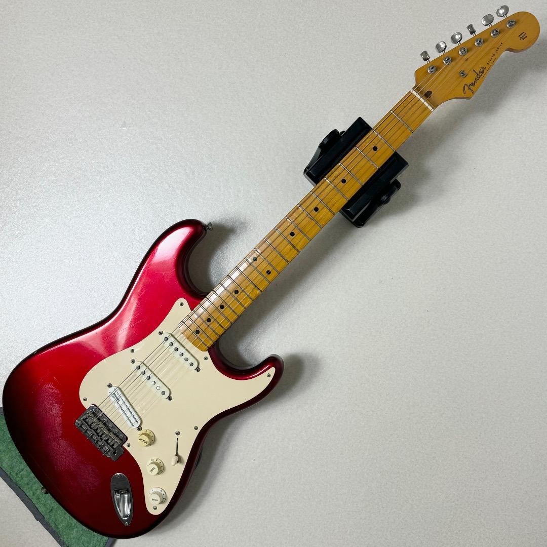 上位モデル Fender Japan ST57-95 ストラト ラッカー塗装