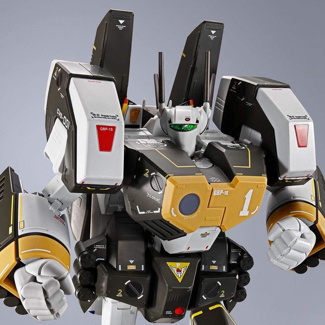 DX超合金 VF-1S アーマードバルキリー（ロイ・フォッカースペシャル）　新品