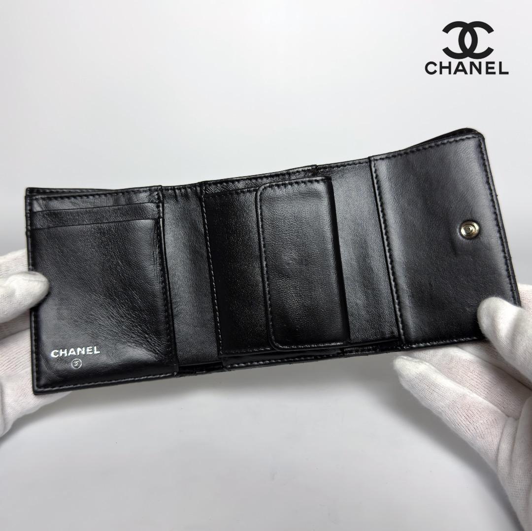 正規品　美品　CHANEL シャネル　カメリア　エンボス　Wホック　三つ折り財布