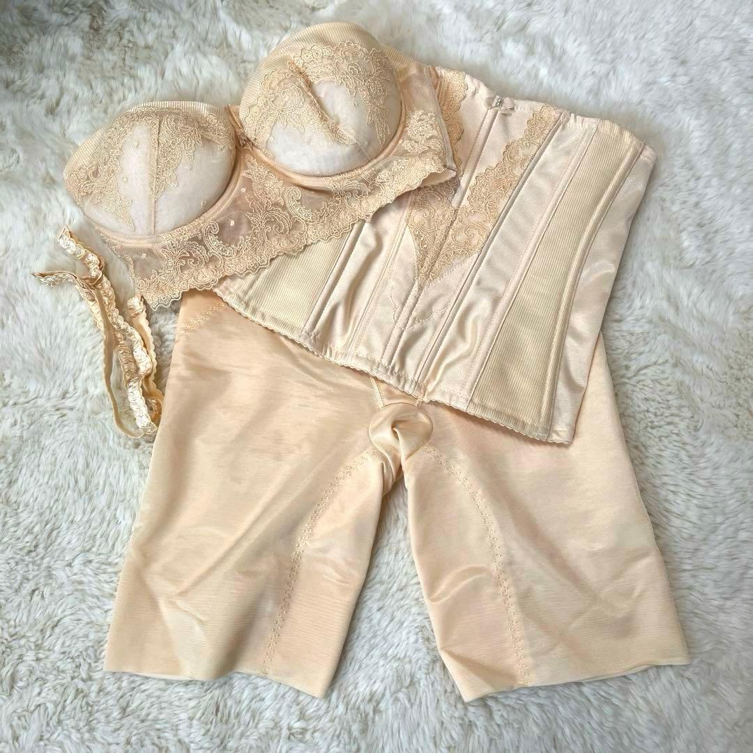 FOURSIS&CO. ブライダルインナー　即購入可