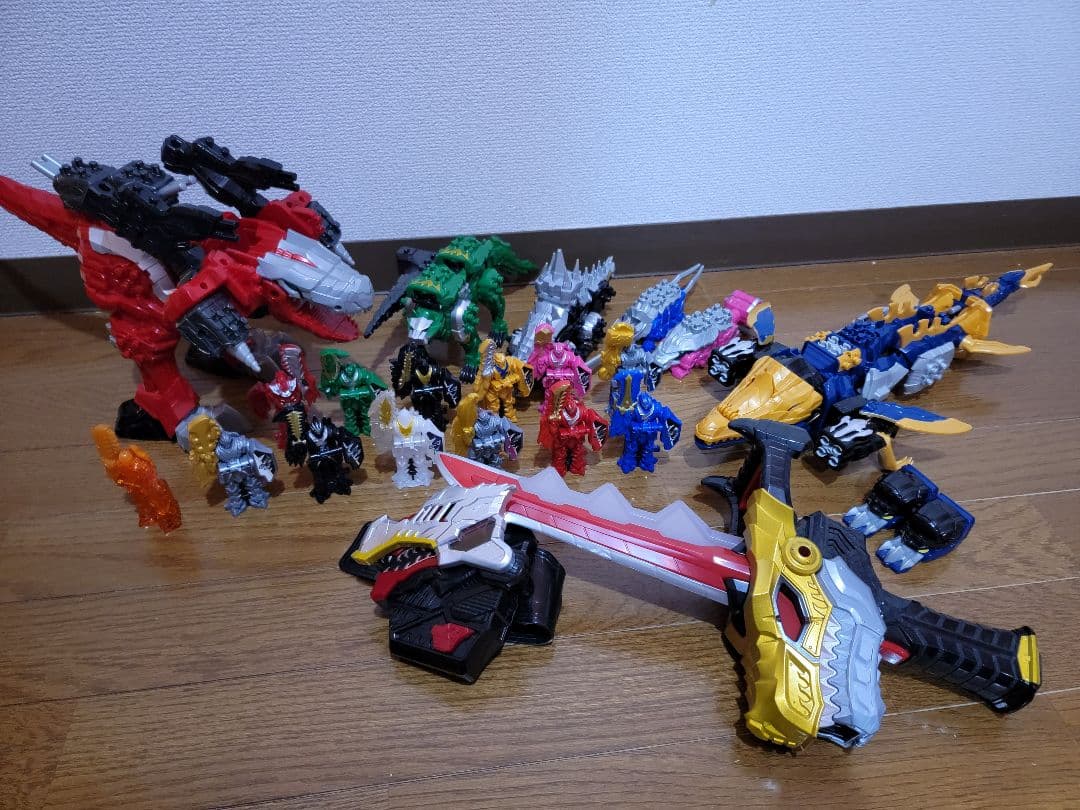 騎士竜戦隊リュウソウジャー ロボセット+返信セット剣付き