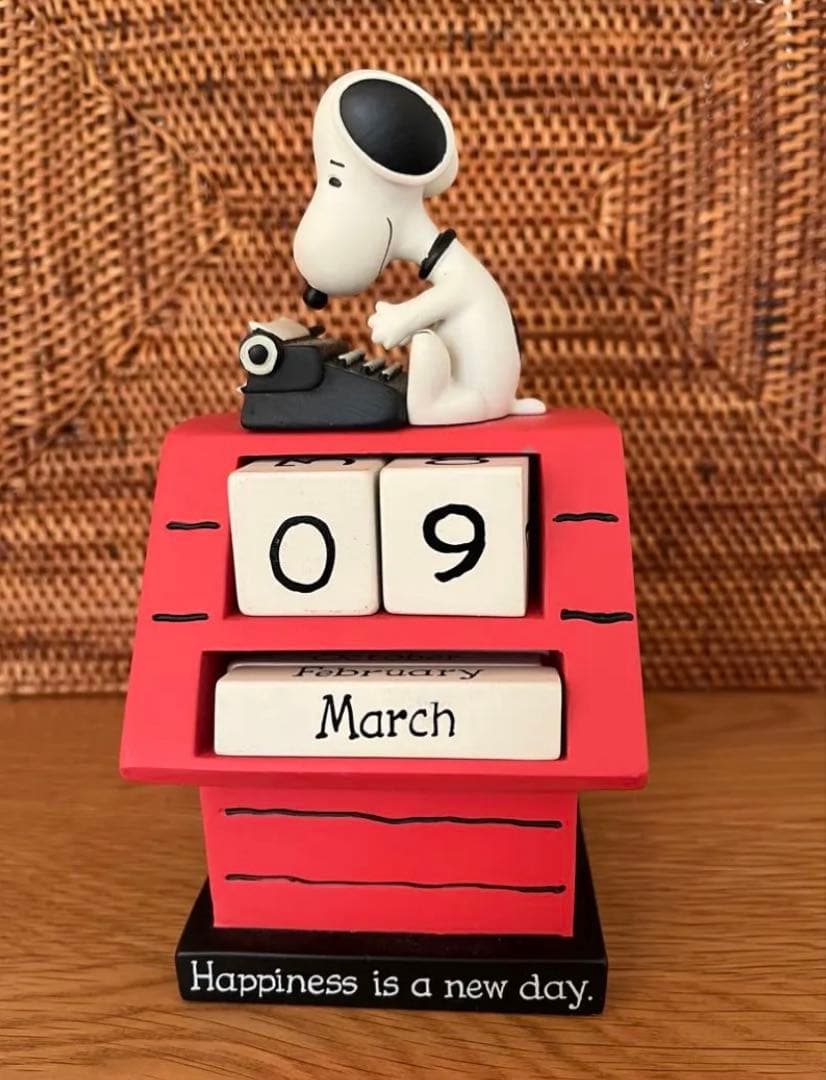snopy カレンダー置物