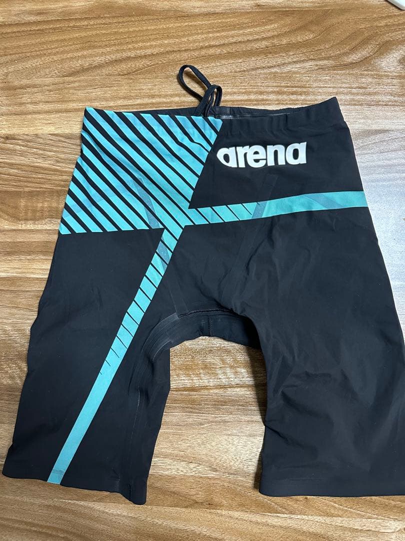 アリーナアクアフォースMF 限定モデル　美品