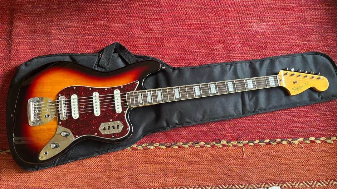 ギター Squier by Fender Classic Vibe Bass Vi