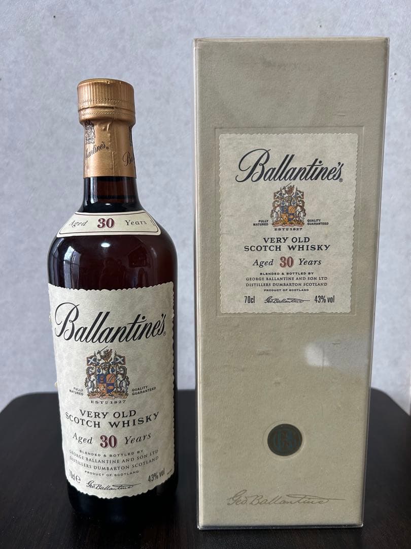 【未開栓】バランタイン30年ベリーオールド
