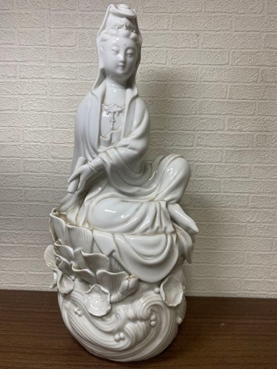 白磁観音