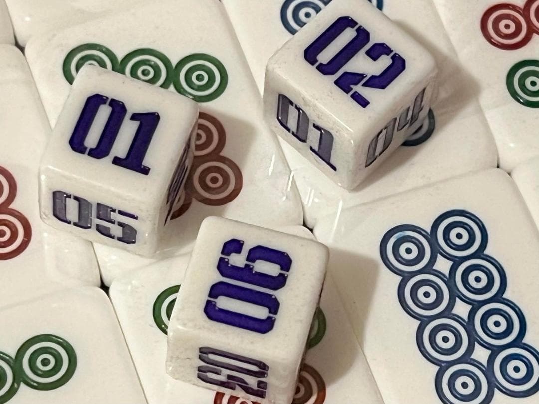 新春セール　海外コンビニコラボ公式限定商品　《エヴァ》麻雀セット　新品