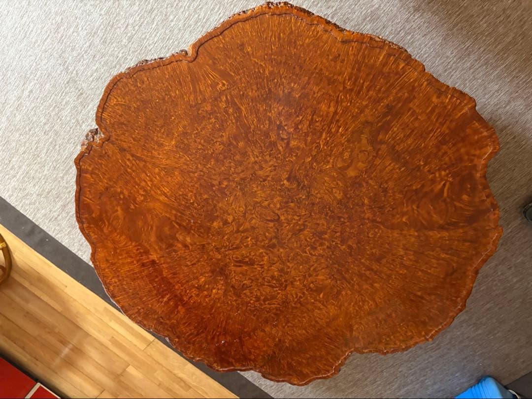 かりんの一枚板座卓 茶色