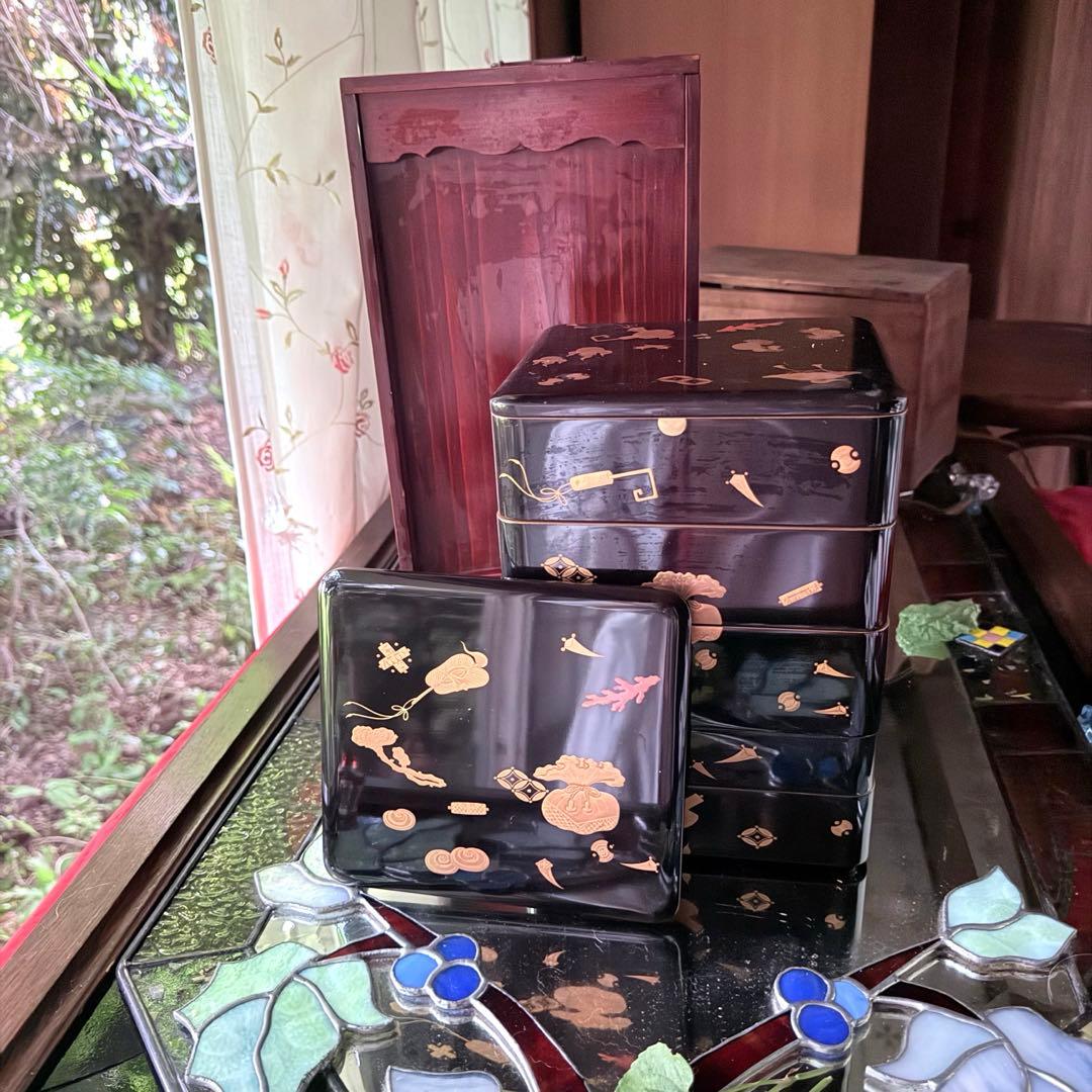 超限定1月2日20時迄‼️JAPAN『図替り宝尽くし』蒔絵梨地四段重台座付木箱入