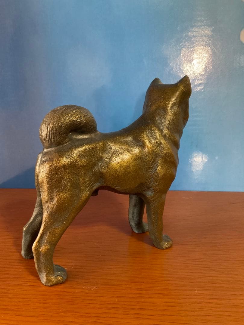 犬の置物　美術工芸品　　置物　　いぬ　インテリア コレクション　金属製