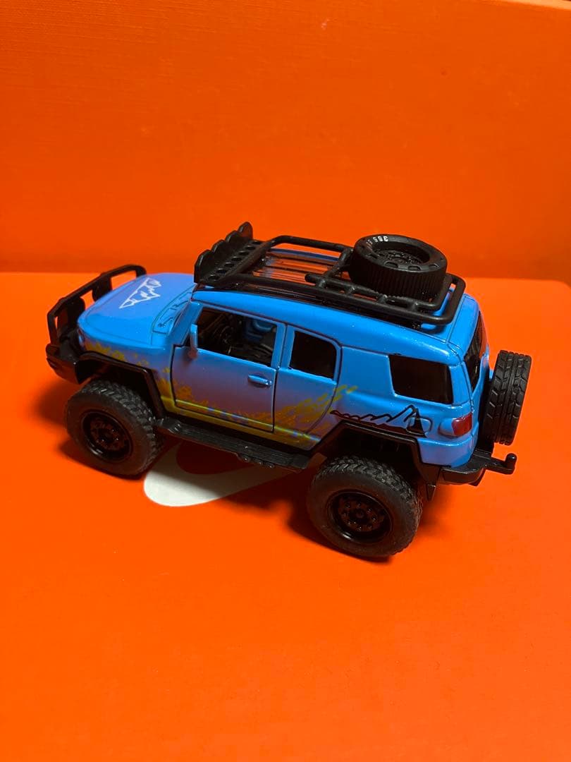 4台セット fjクルーザー cruiser SUV ミニカー ルーフラック付き