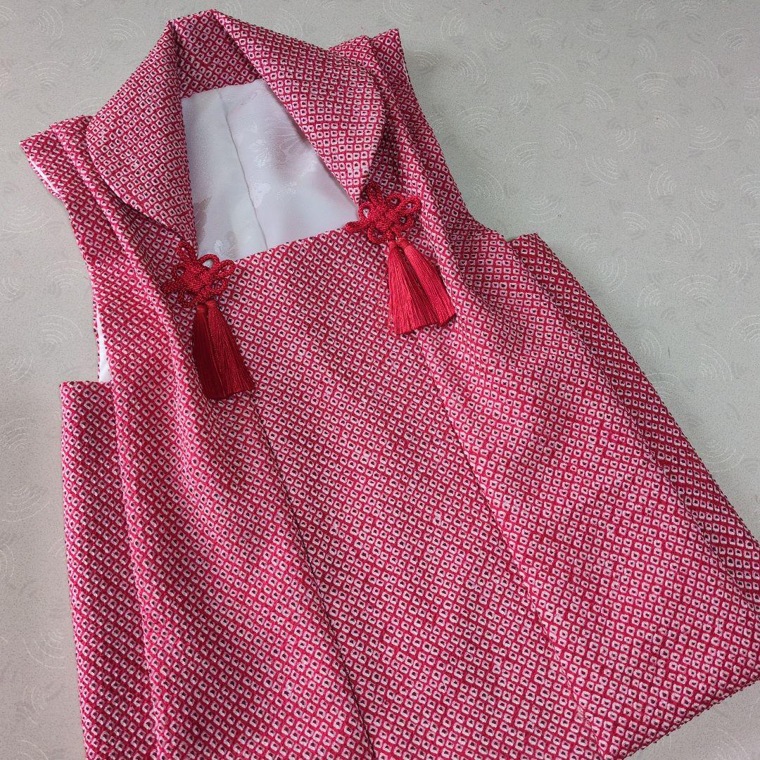 ももちです。正絹総絞り赤色の被布（中綿無し）