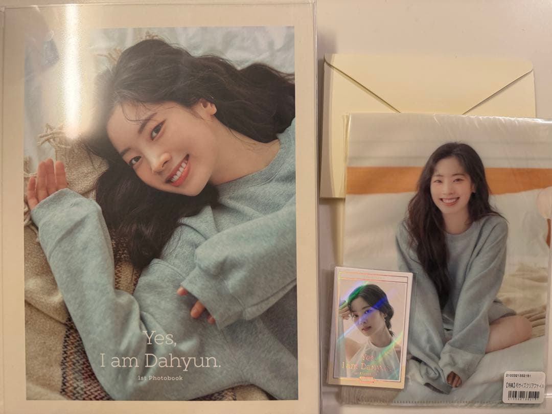 ダヒョン 『Yes, I am Dahyun.』 写真集 特典全て付き