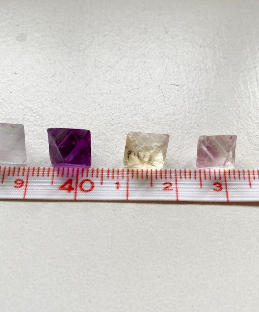 八面体フローライト　ビンガム産　イリノイ産　8個セット　蛍石　鉱物標本