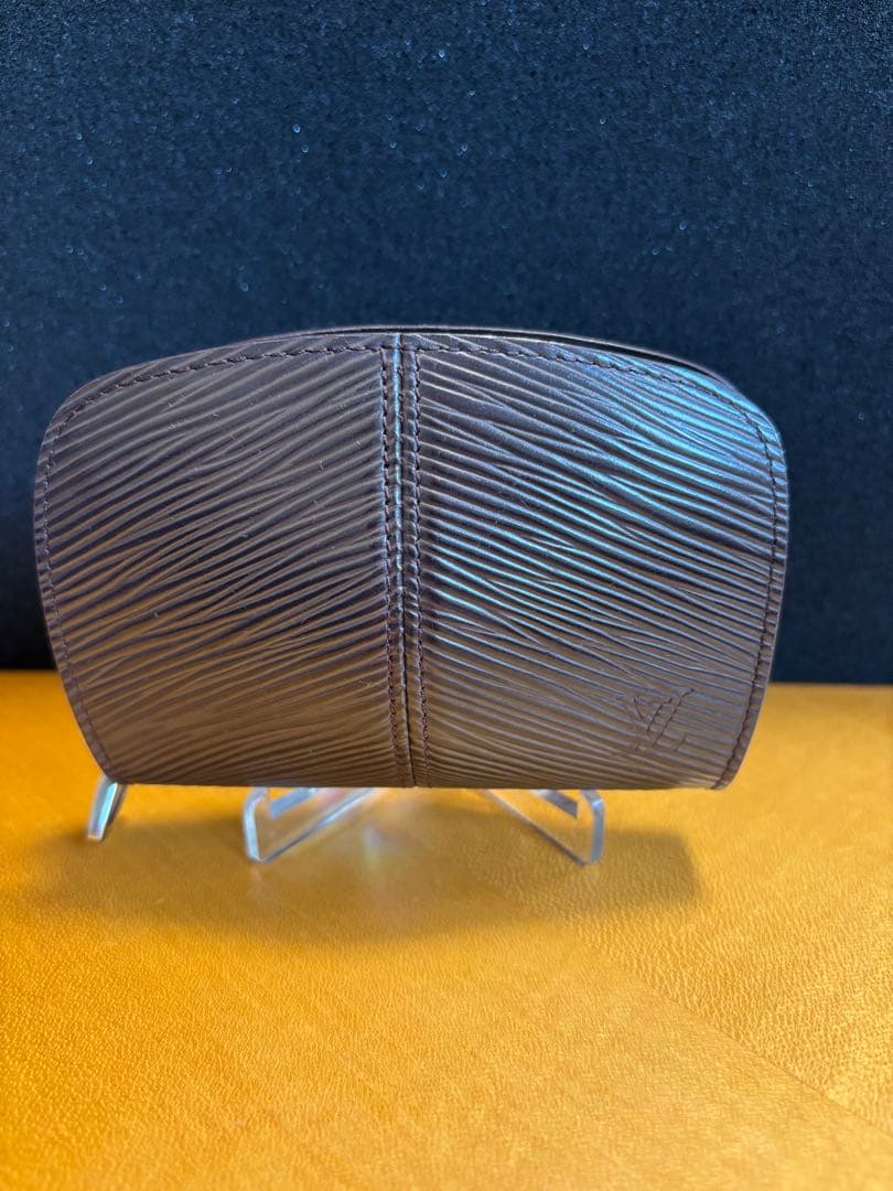 LVルイ・ヴィトン エピ ケース