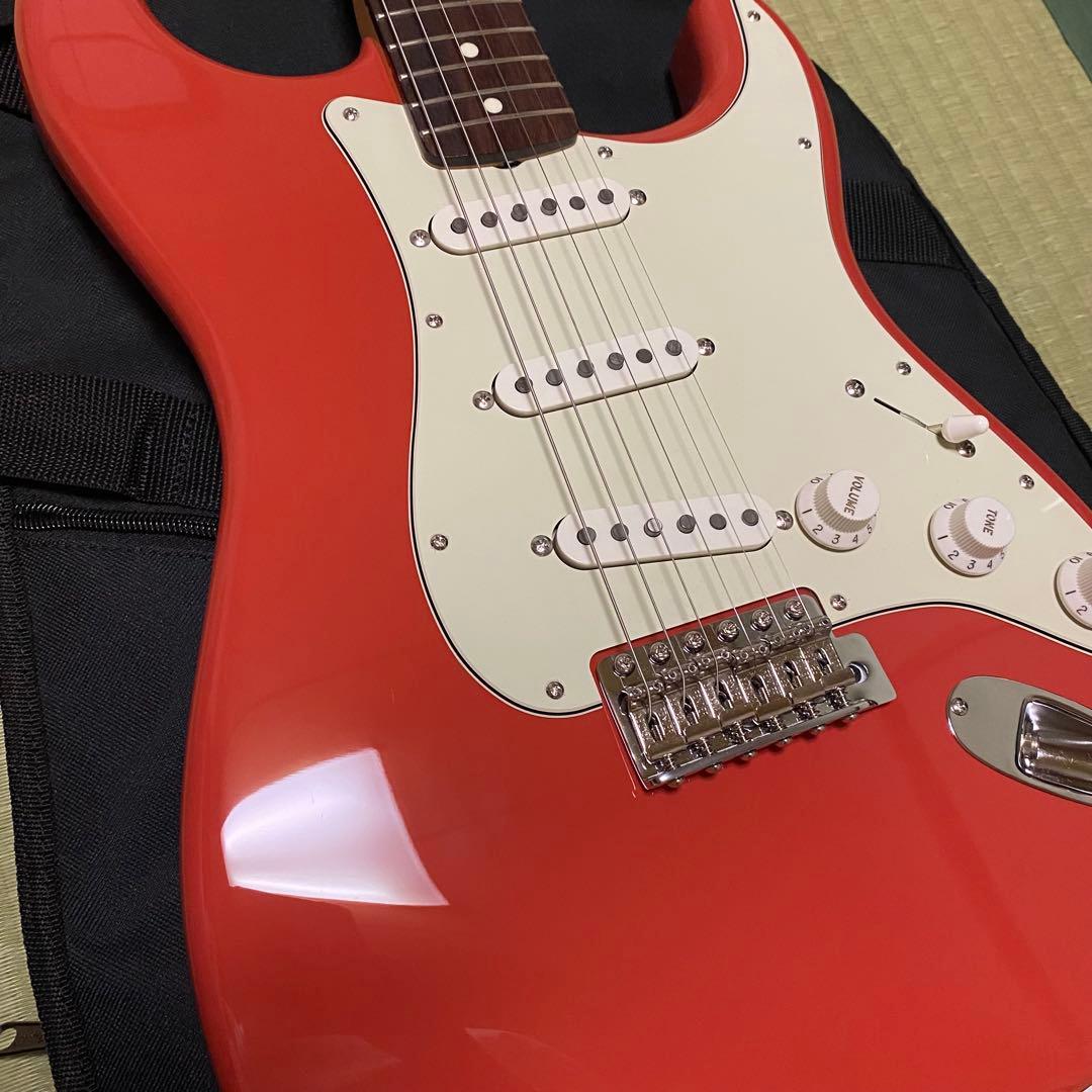 ギター MIJ Traditional II 60s Stratocaster FRD