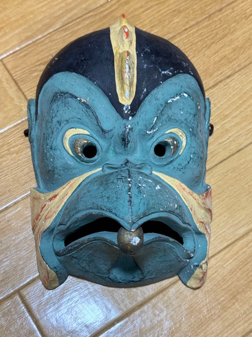 神楽面 青色と黒色