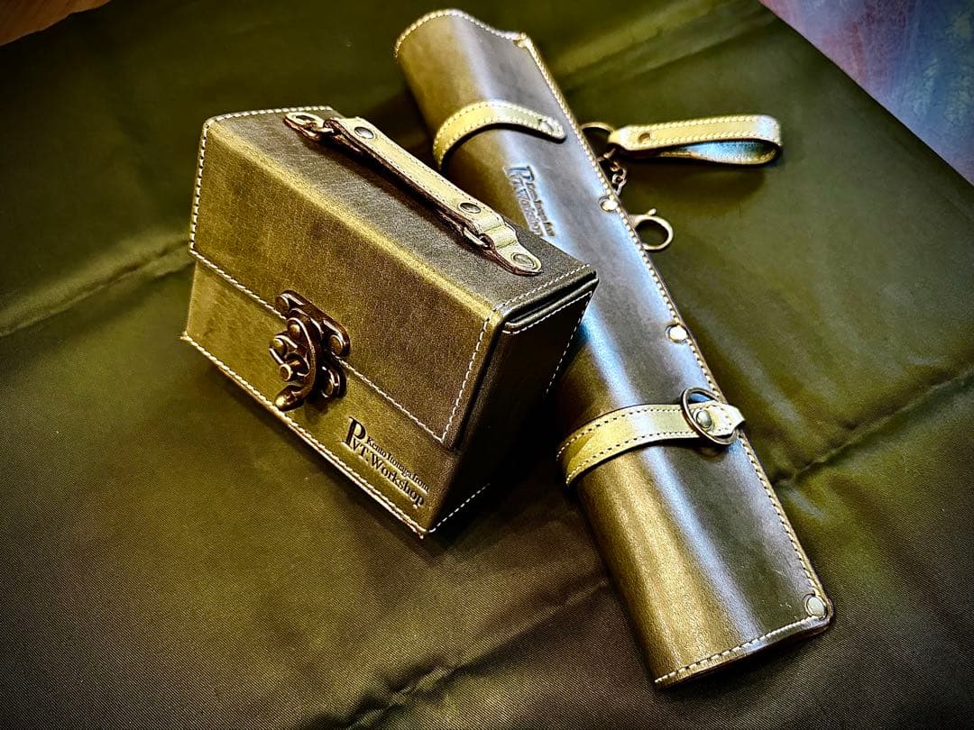 特価品！Pvt.Workshop 極CL 本革　デッキケース プレマケース