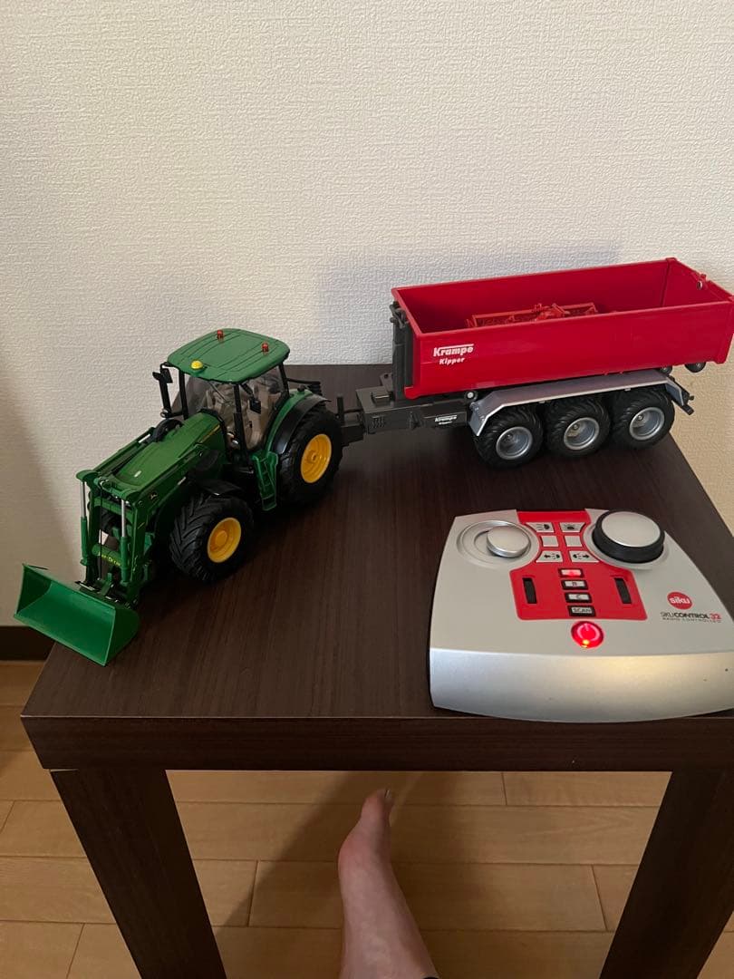 1/32ジョンディアトラクターラジコン　トレーラーセット