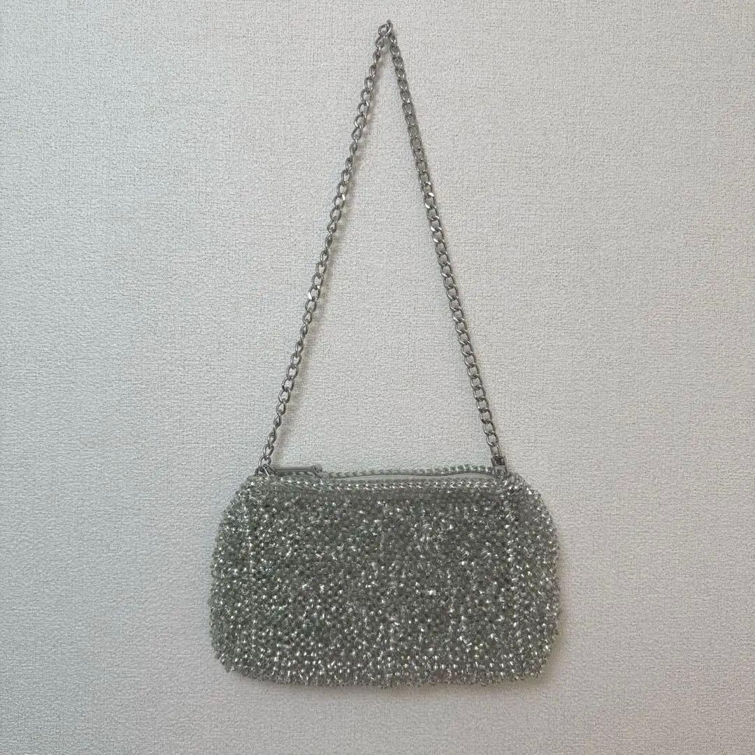 アンテプリマ　チェーンショルダーバッグメタリック