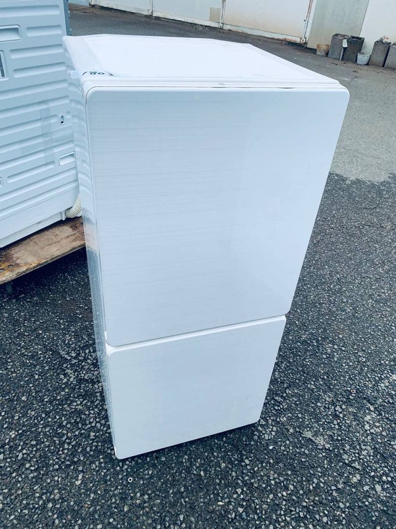 ✅ユーイングノンフロン冷凍冷蔵庫✅ ✅UR-F110H✅