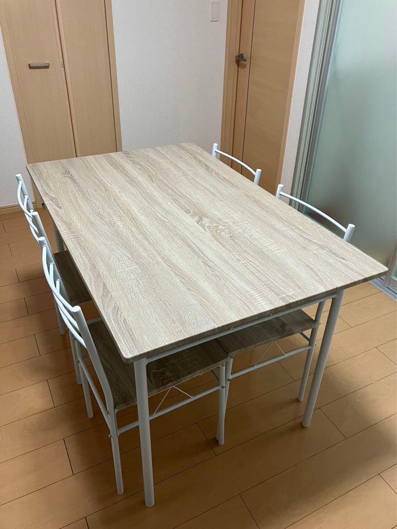 使用僅か2ヶ月！ダイニングテーブルセット
