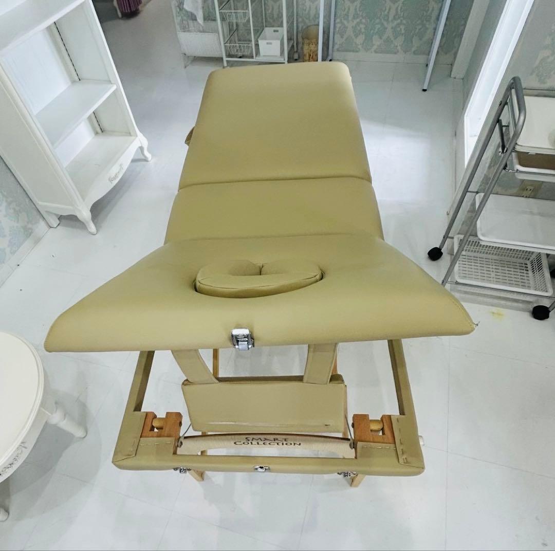 エステ マッサージ用　折りたたみベッド