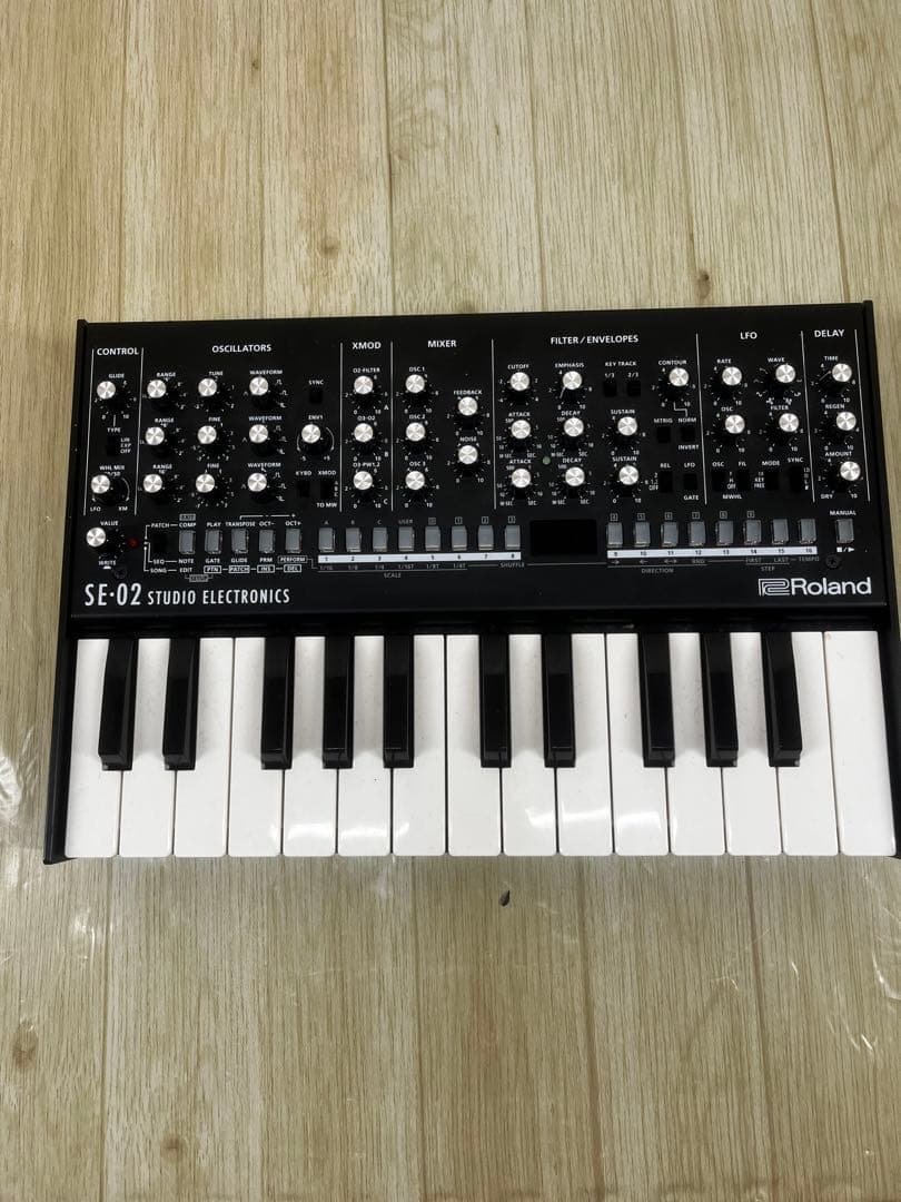 鍵盤楽器 RolandBoutique SE-02