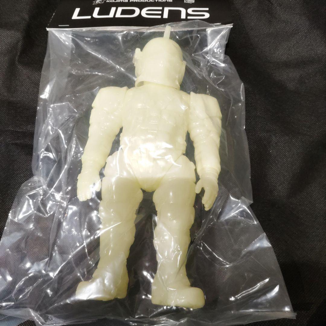 TGS2024 コジプロ ルーデンス ソフビ 蓄光ver. メディコムトイ