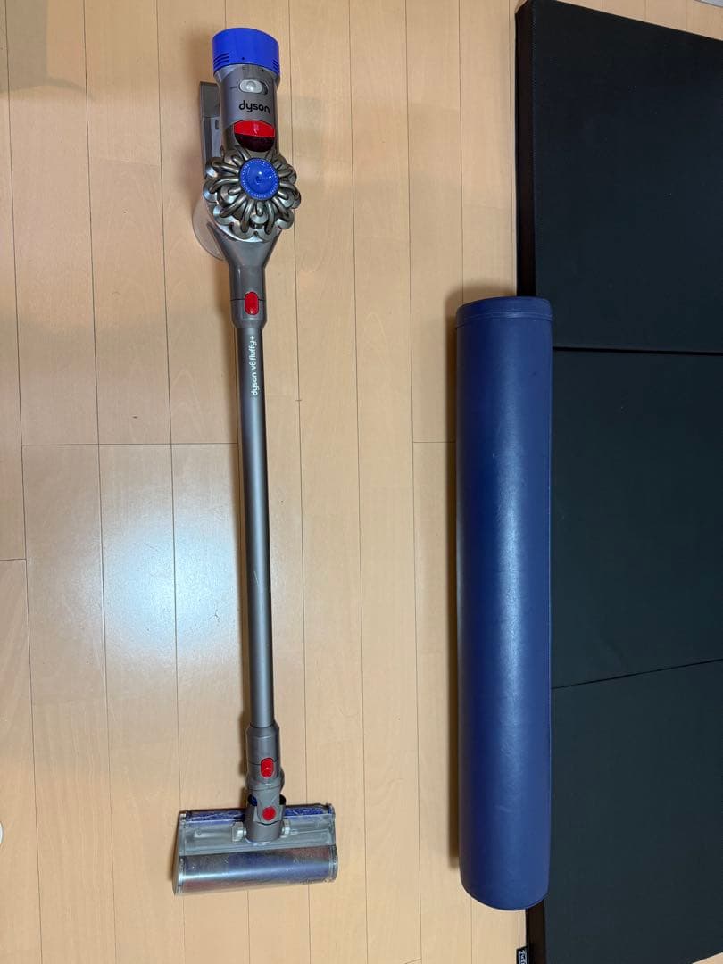 ダイソン　dyson v8fluffy+