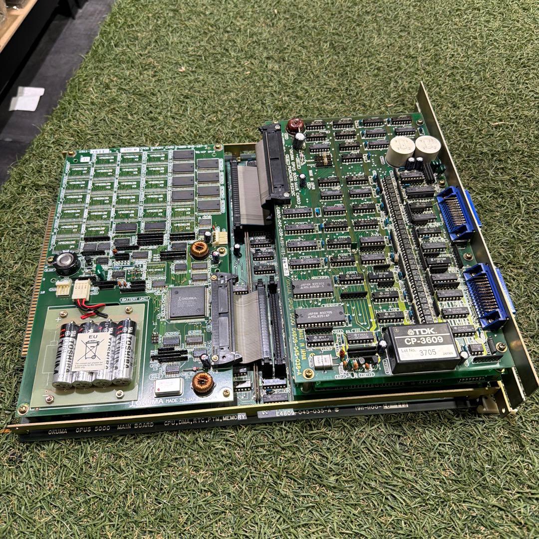 マザーボード Okuma Opus 5000 BOARD E4809-045-035-A