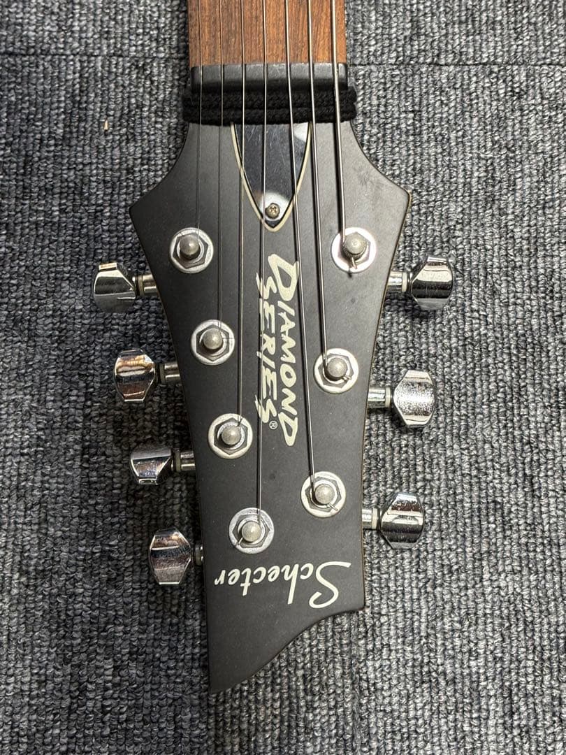 Schecter Diamond Series Damien 7弦