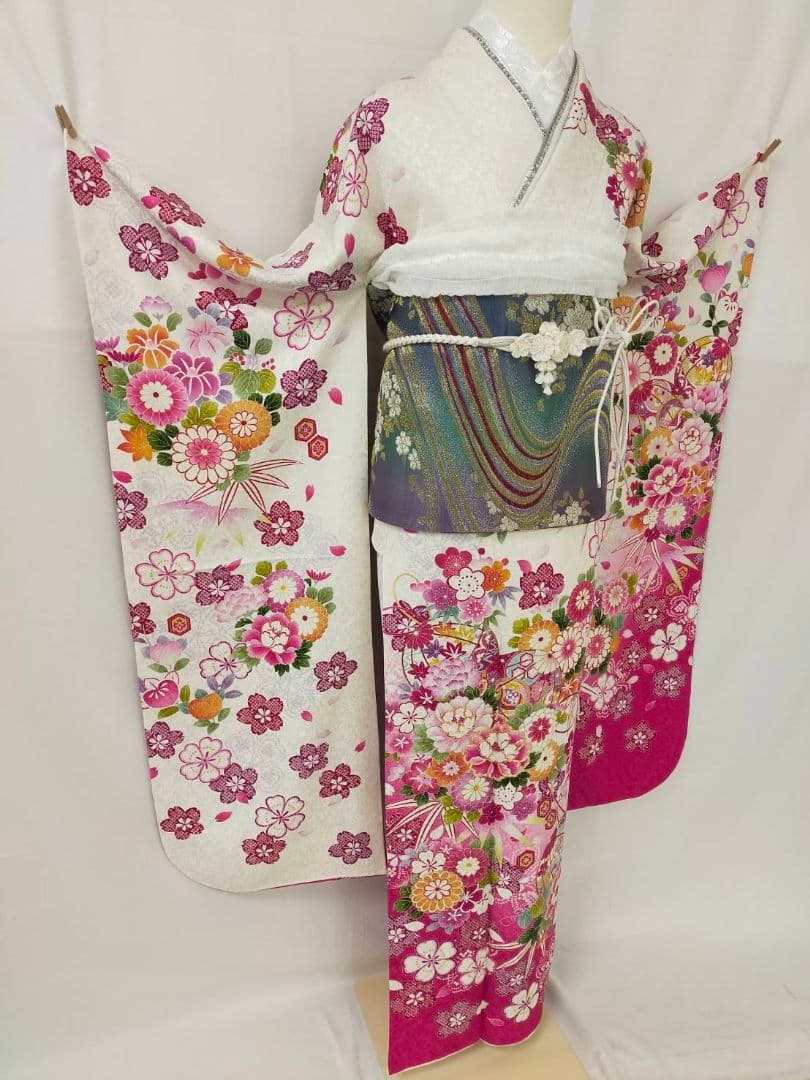 売約済み【まだ間に合う】★★正絹　プリンセススタイル　振袖3点セット★★