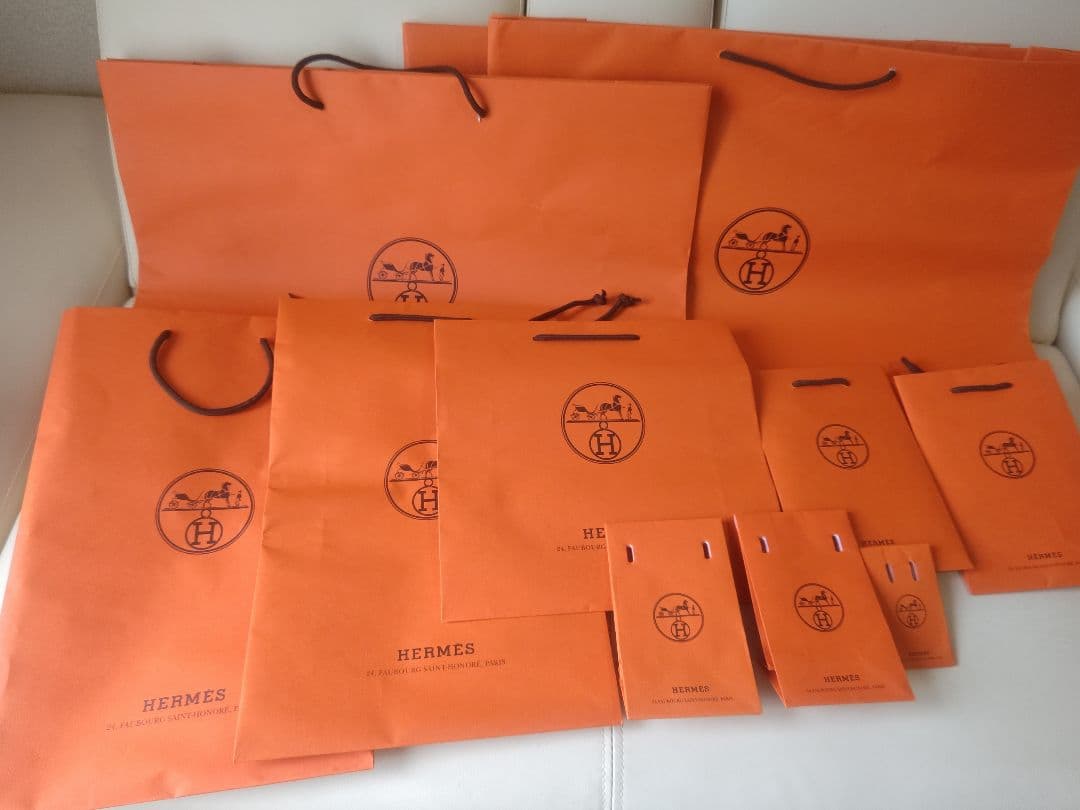 HERMES 紙袋づくし