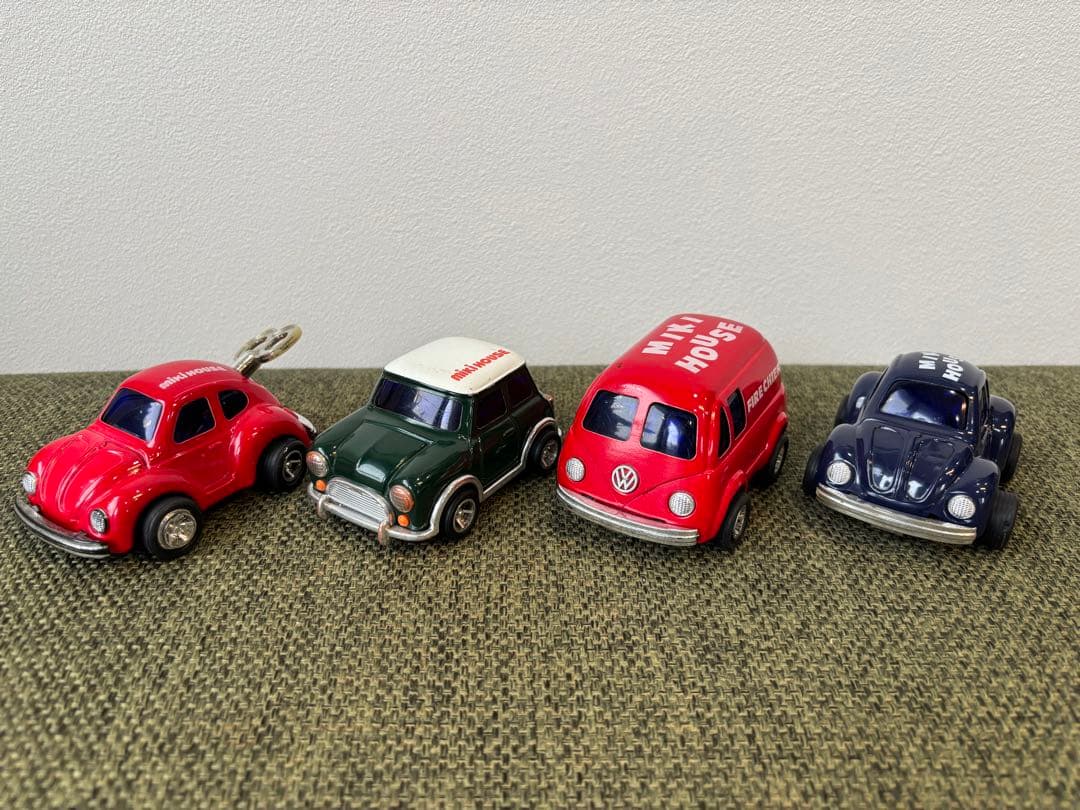 お値下げ中 【MIKI HOUSE】ミキハウスミニカー 4台セット