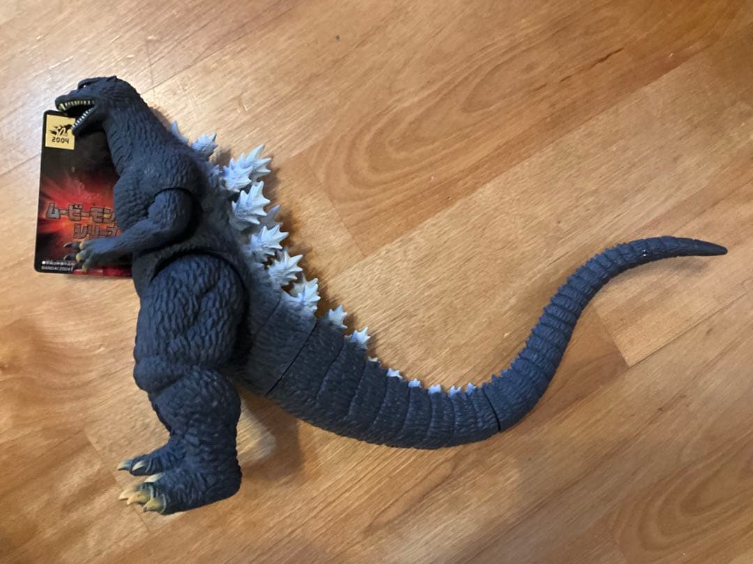 ゴジラ　2タイプ　限定版　タグ付き