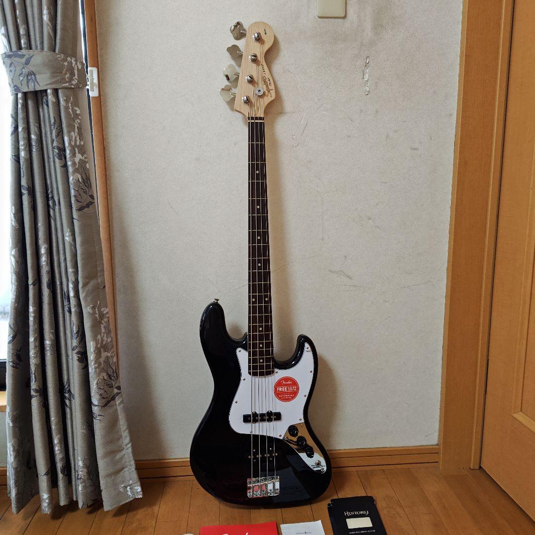 美品　Fender Squier　ブラックエレキベース　島村楽器