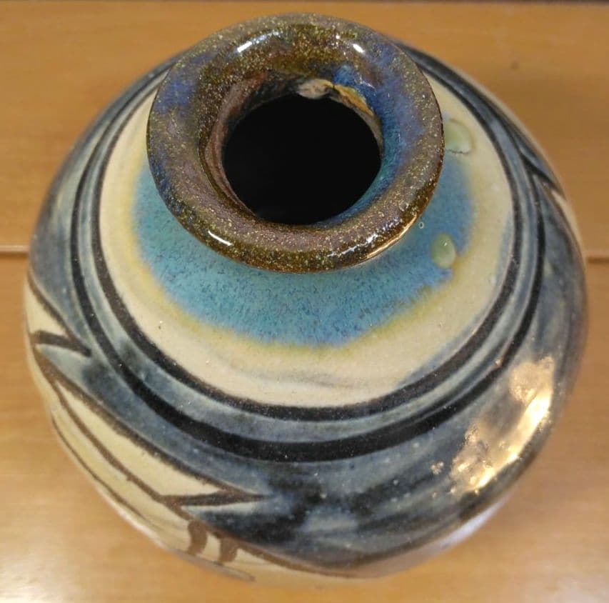 人間国宝 金城次郎 徳利 栞 共箱(本人書付) 美品 笑魚,魚紋徳 壷屋焼