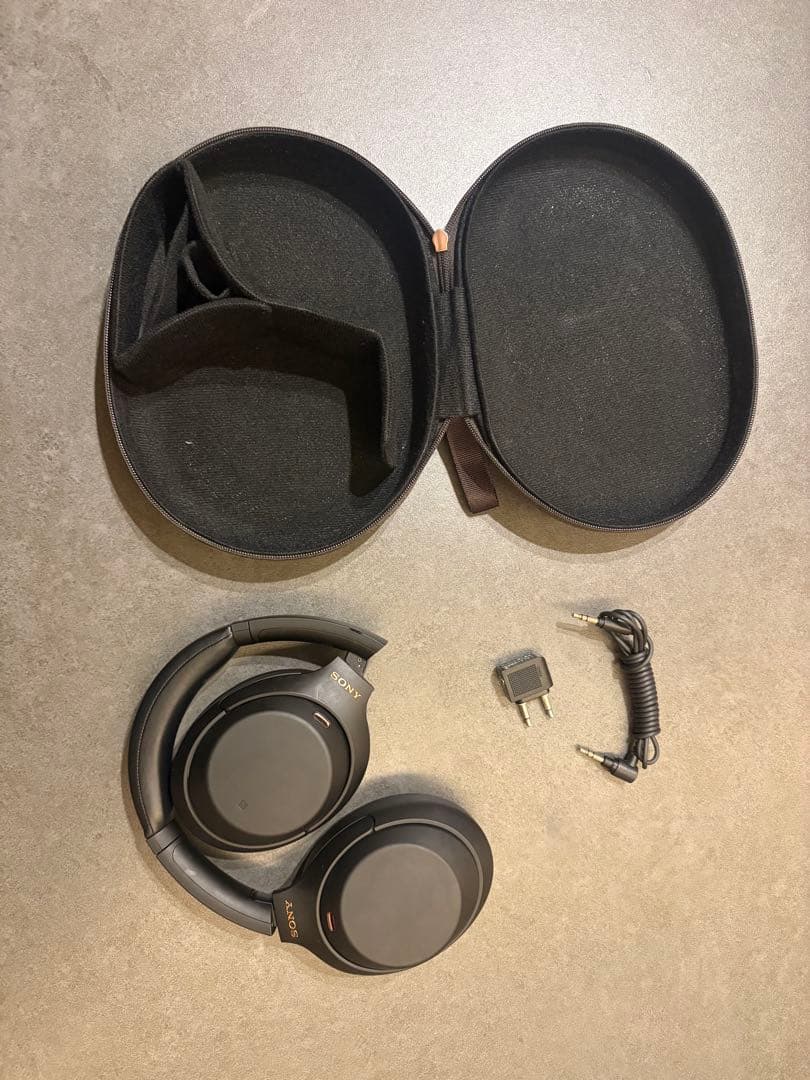 SONY WH-1000XM4 ワイヤレスヘッドホン ブラック　ノイキャン