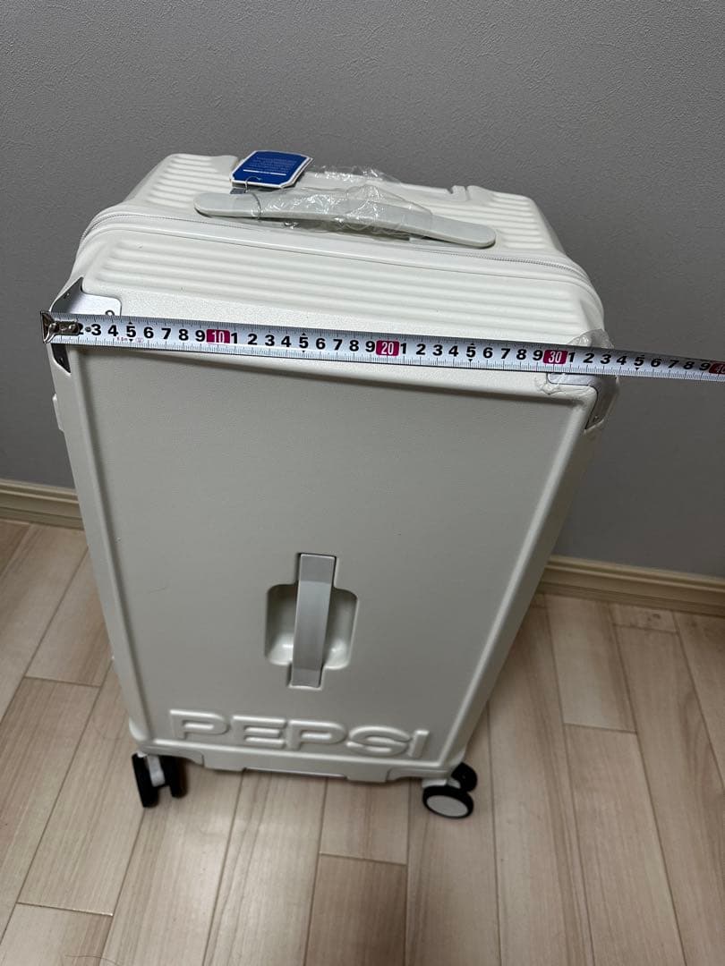 PEPSIコラボ 白キャリーケース（カップホルダー付）