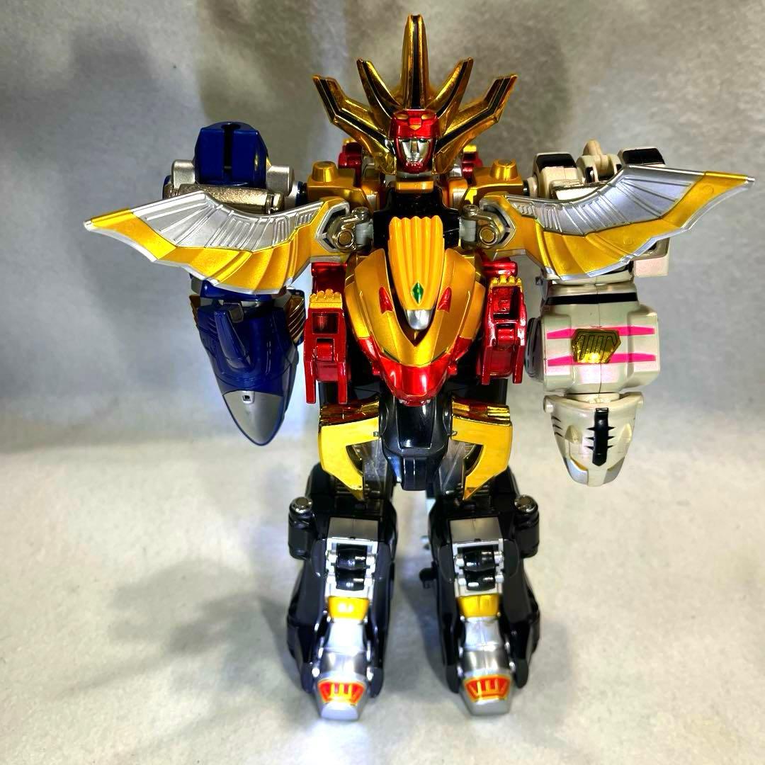 DX超合金 百獣戦隊ガオレンジャー 百獣合体ガオキング