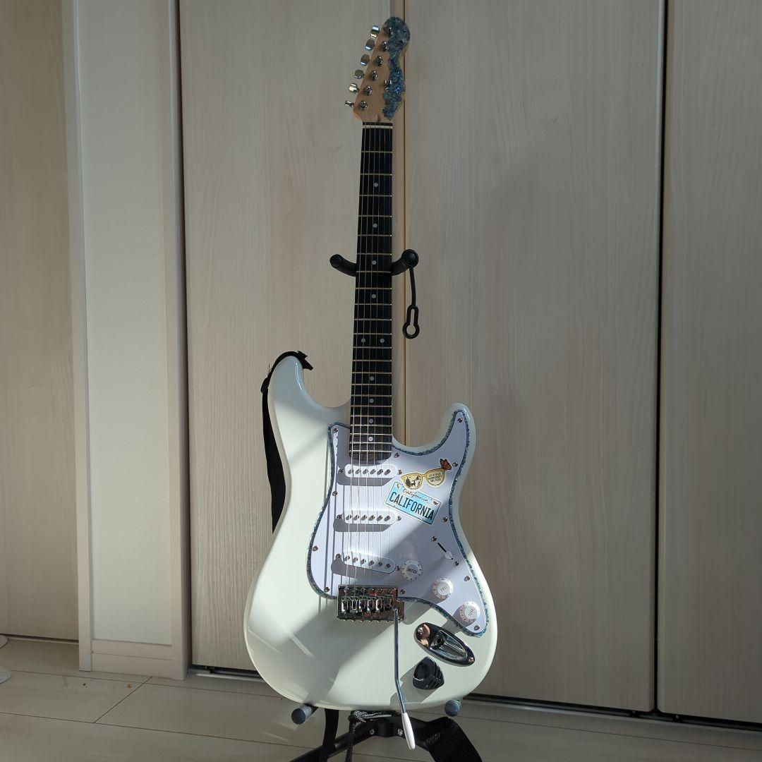 エレキギター ホワイト(初心者向け)