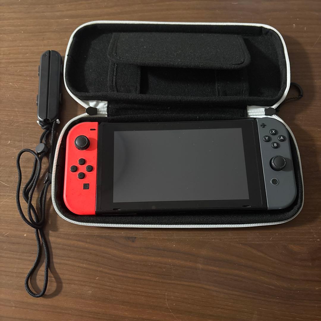美品　Switch 本体